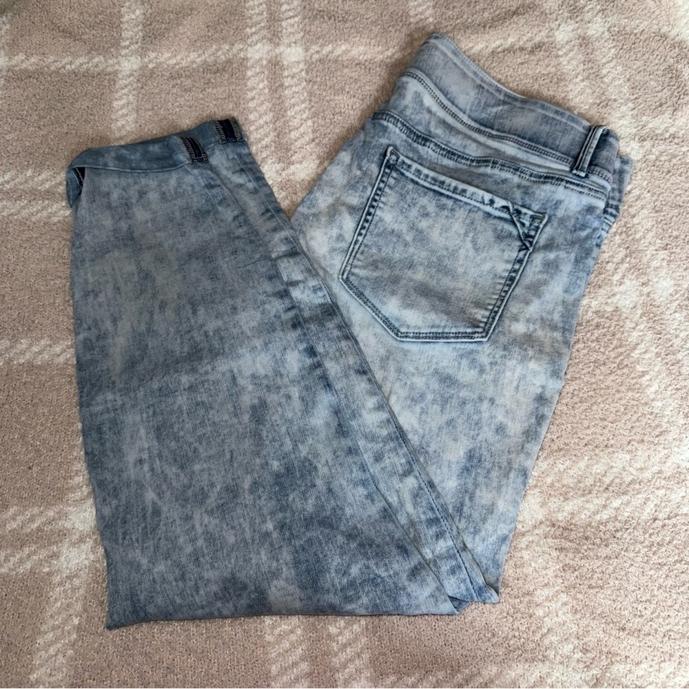 Apt 9 - acid wash - Tummy Control ankle jeans